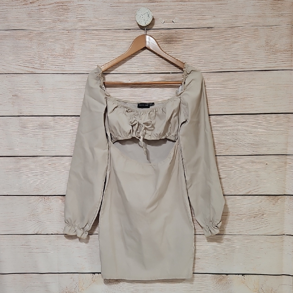 💟 PrettyLittleThing Beige Long Sleeve Front Cut Out Mini Dress 12